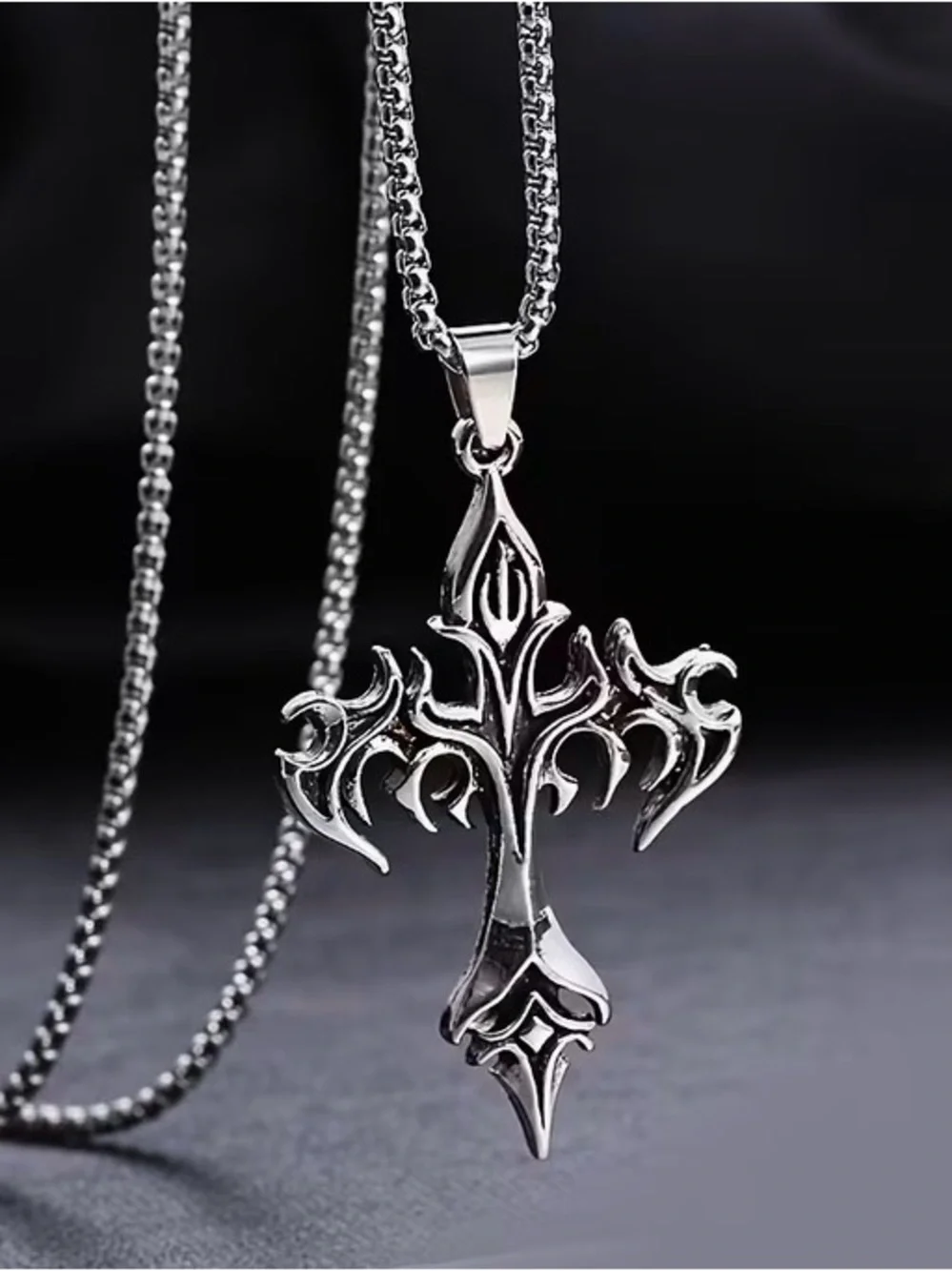 Men's Silver Gothic Cross Pendant Necklace